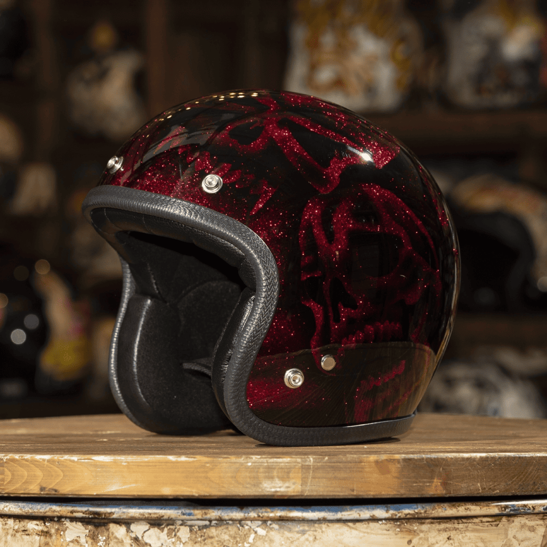 Open-face-helmet-big-skull-red-superflake-left