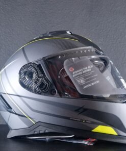 Full-face-helmet-yellow-right