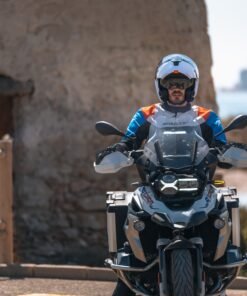 MT-HELMETS-GENESIS-SV-SOLID-GLOSS-WHITE-MODEL-OPEN